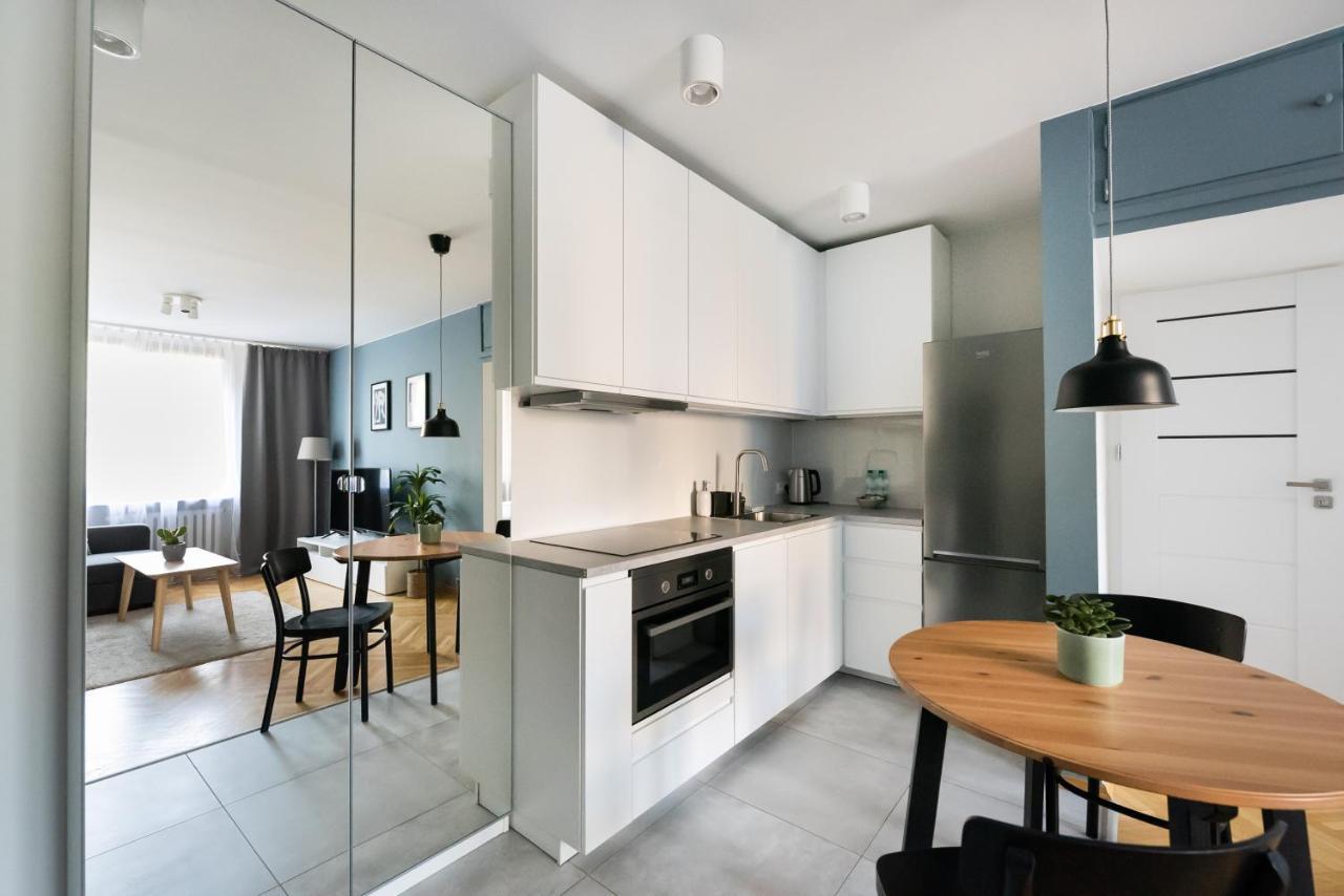 Nowogrodzka Grey Apartment Варшава Екстериор снимка