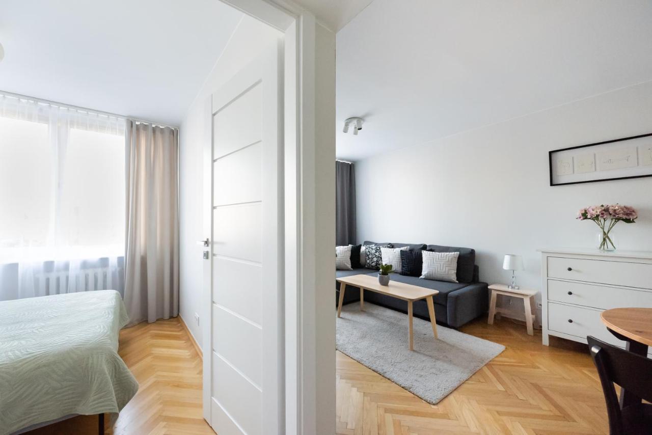 Nowogrodzka Grey Apartment Варшава Екстериор снимка
